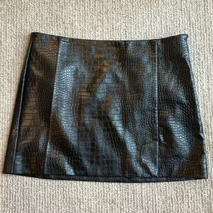 Women’s Mango faux leather skirt
